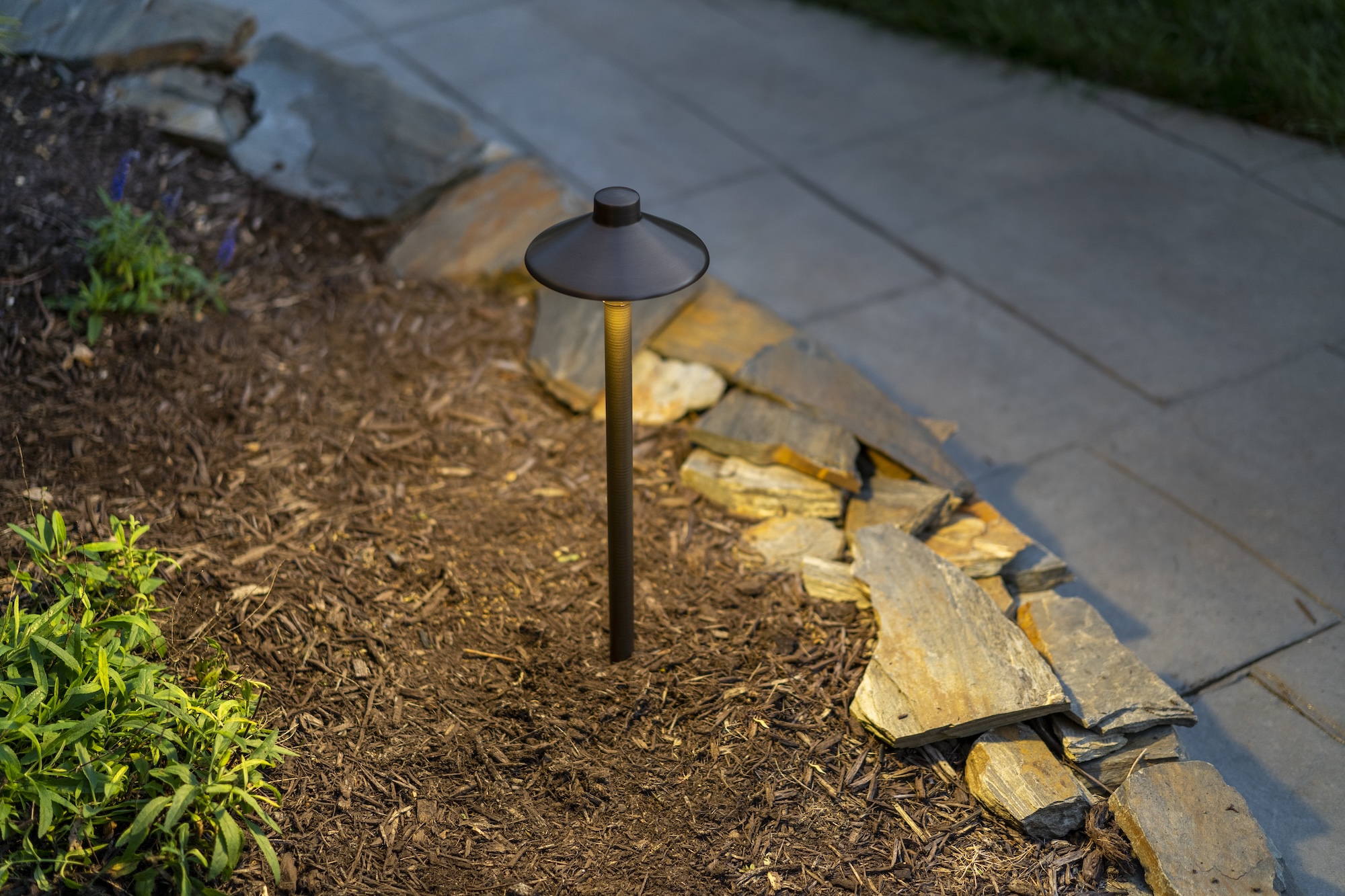 landscape lighting fixture